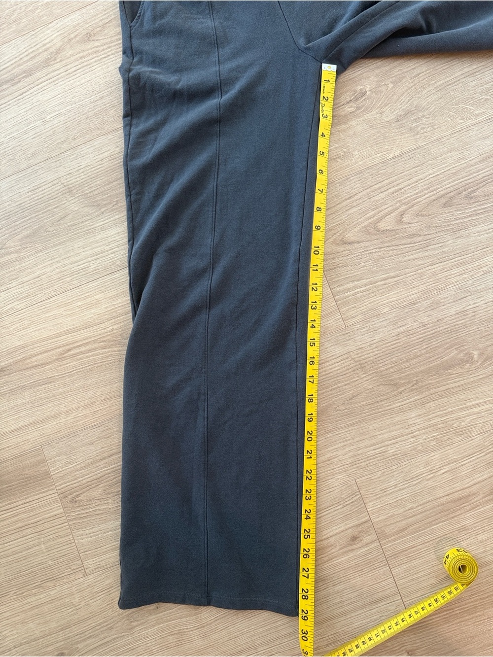 Abercrombie & Fitch Dark Grey Wide-Leg Pintuck Sweatpants - Picture 5 of 6